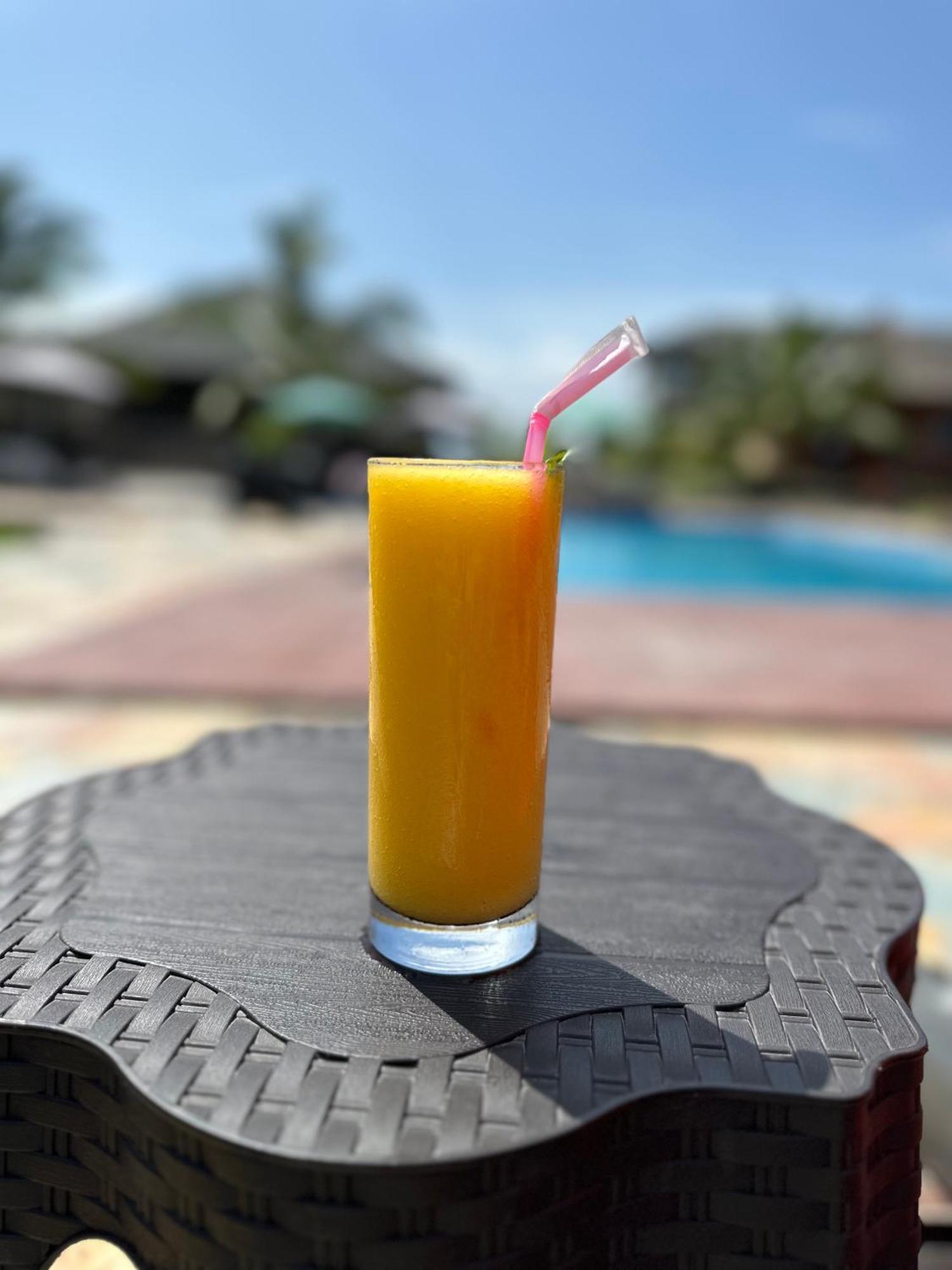 Lemon Beach Resort Elmina エクステリア 写真