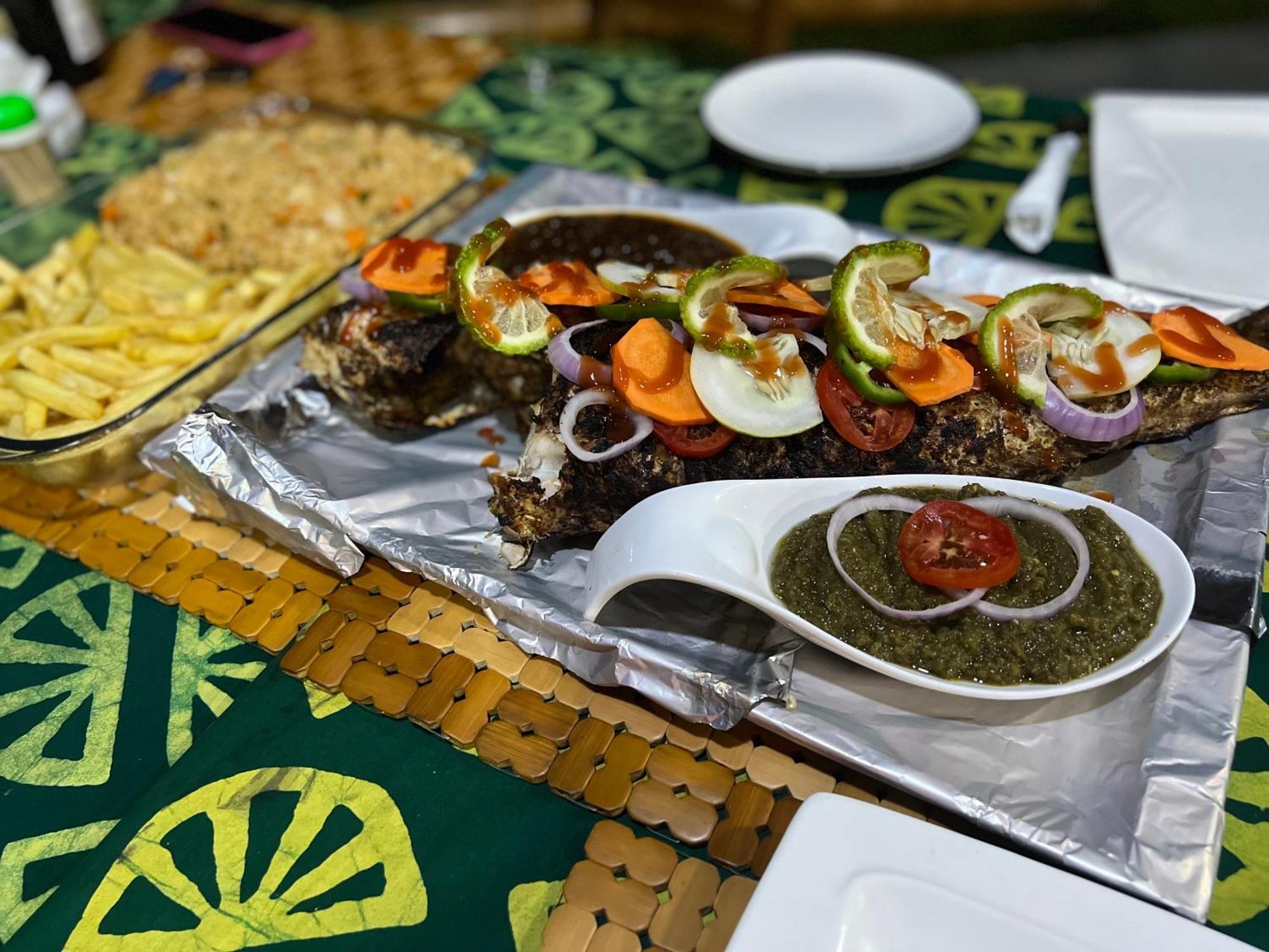 Lemon Beach Resort Elmina エクステリア 写真