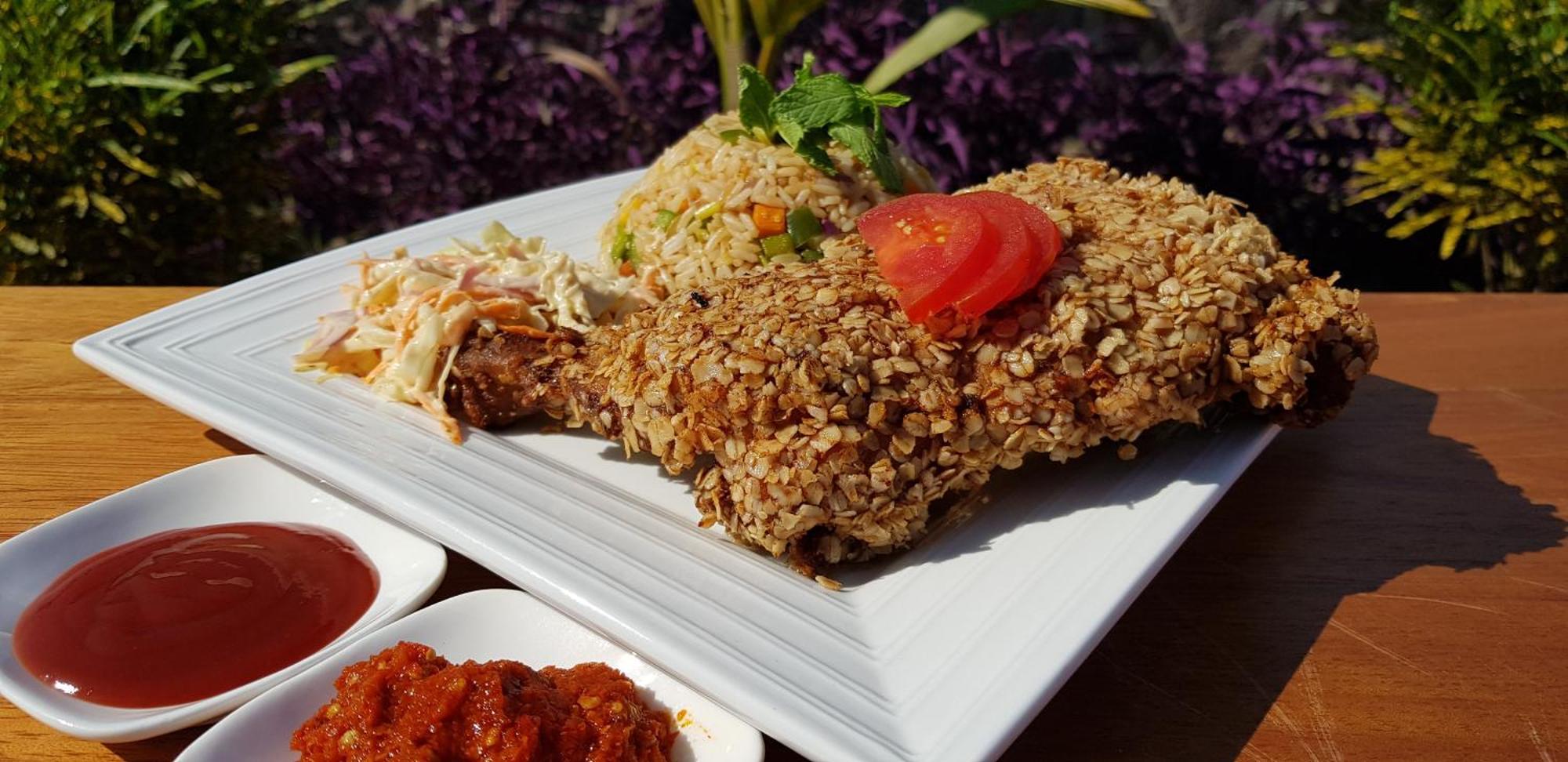 Lemon Beach Resort Elmina エクステリア 写真