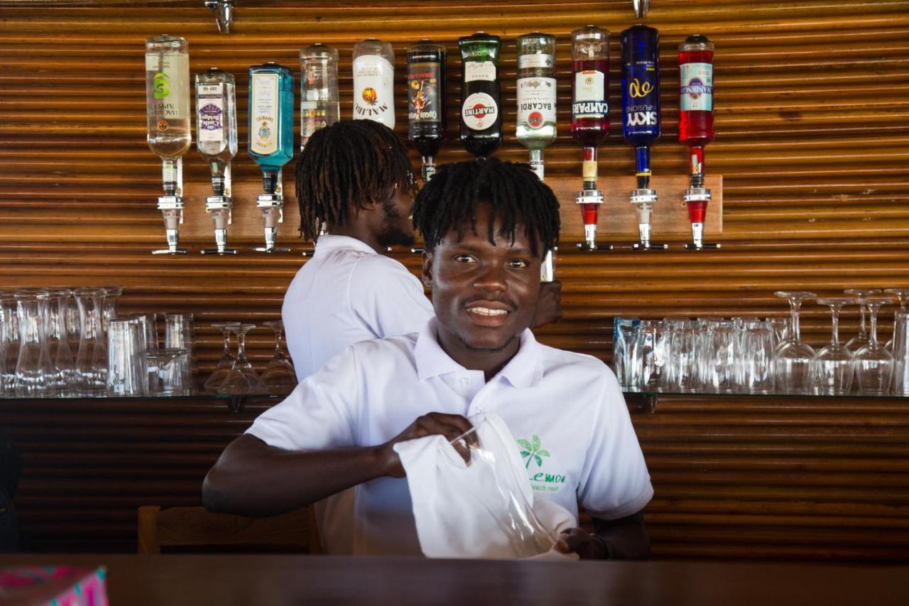 Lemon Beach Resort Elmina エクステリア 写真